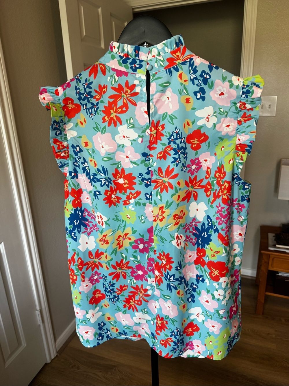 Multicolor Floral Ruffle Sleeveless - Picture 2 of 6